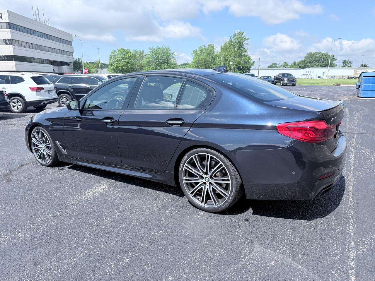 BMW 5-Series M550i xDrive 2018