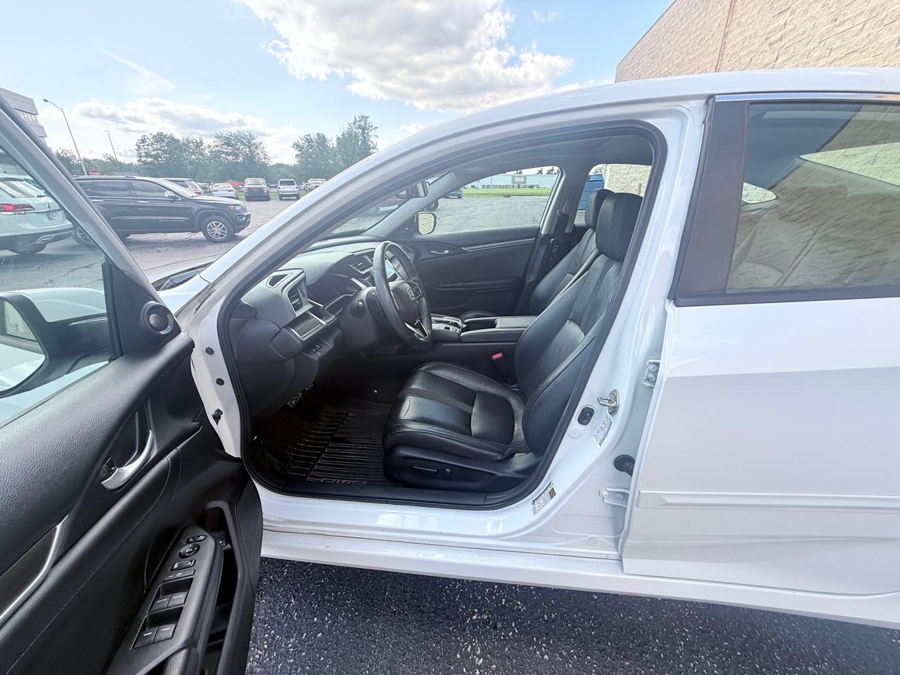 Honda Civic Touring Sedan CVT 2019