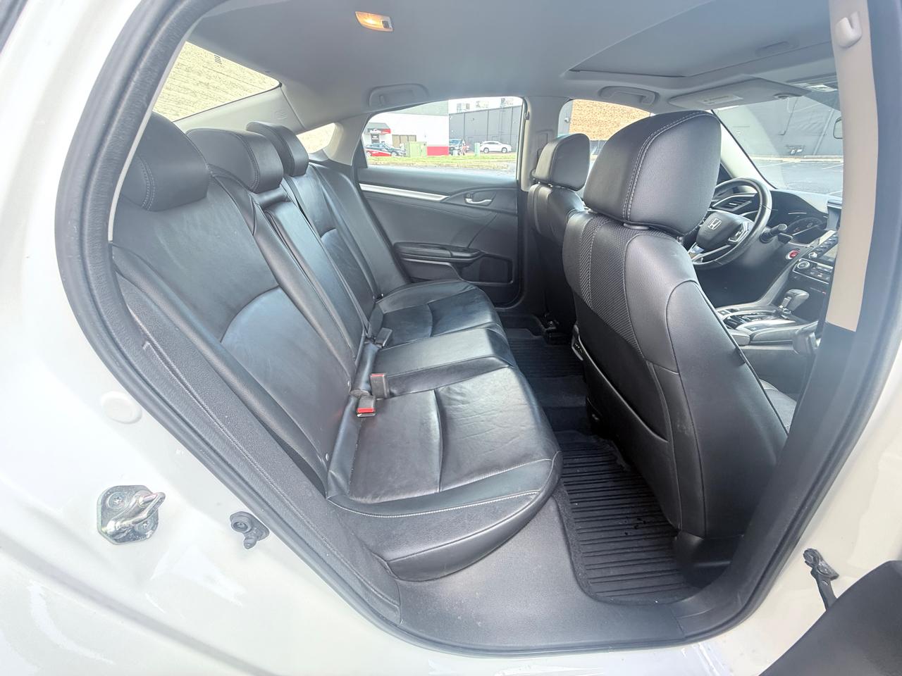 Honda Civic Touring Sedan CVT 2019