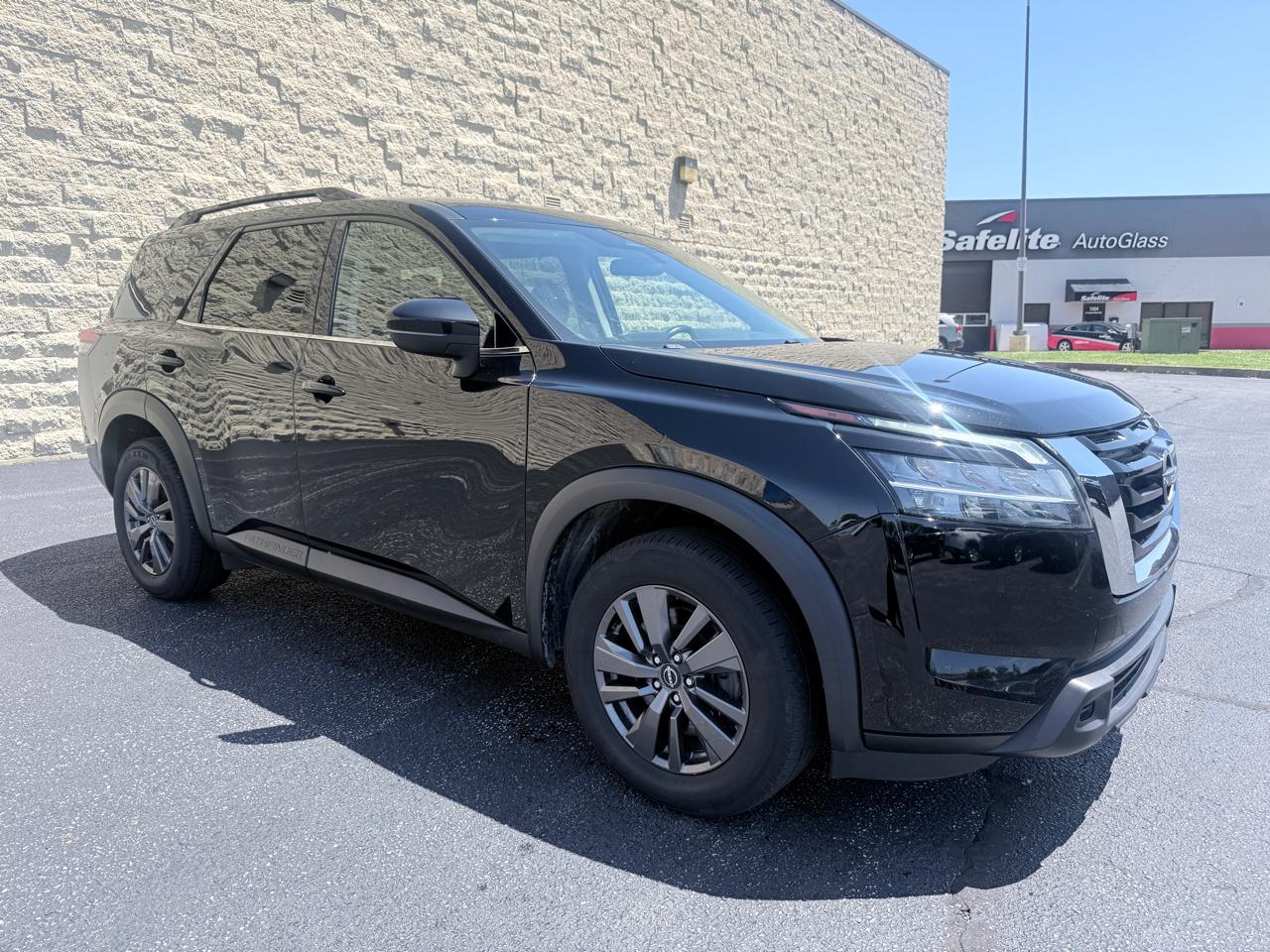 Nissan Pathfinder SV 4WD 2022