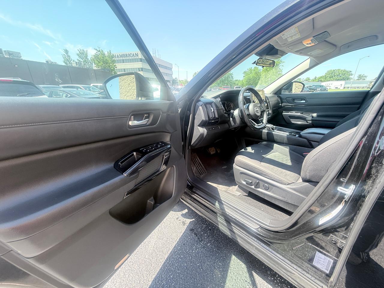 Nissan Pathfinder SV 4WD 2022