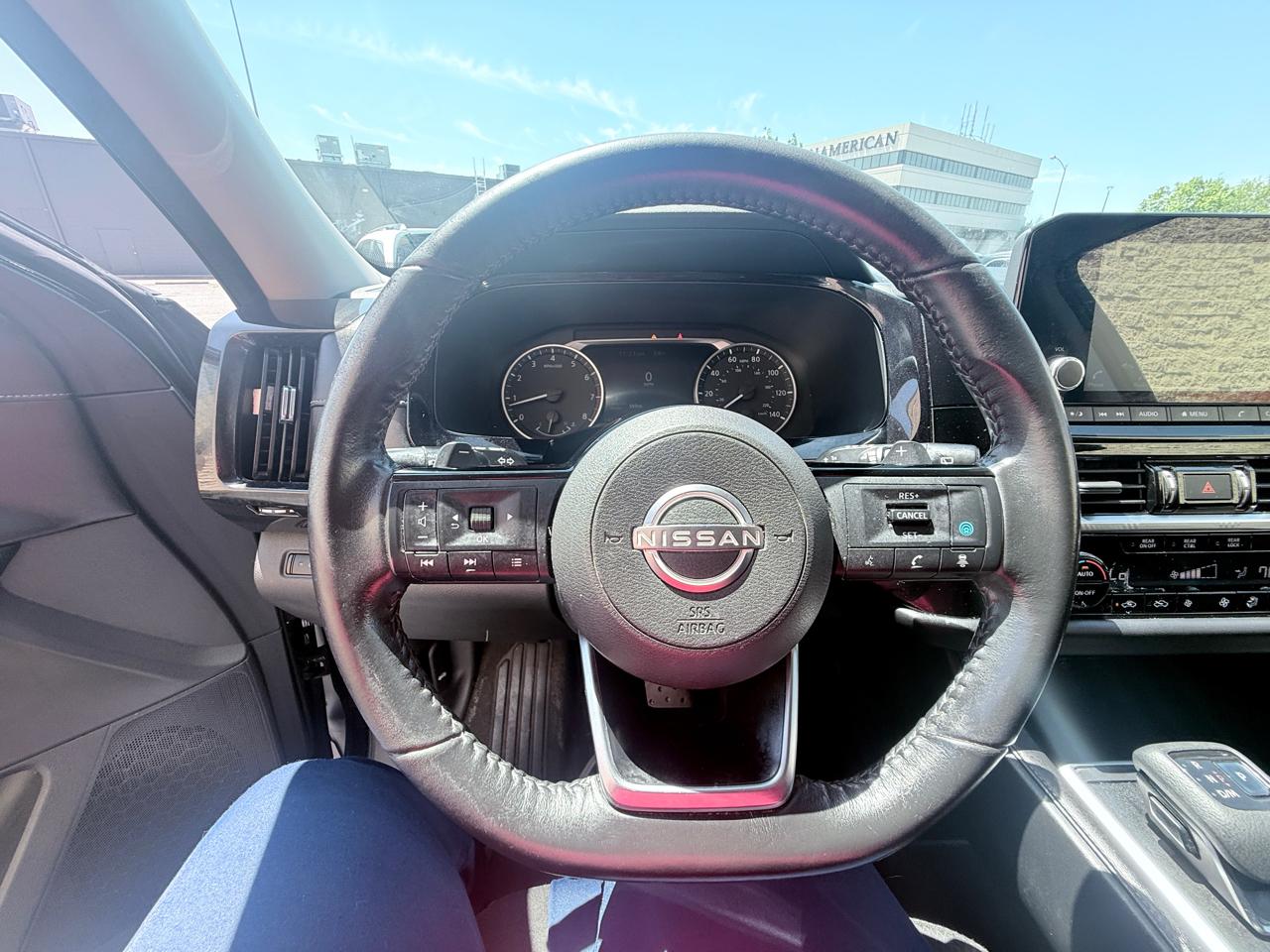 Nissan Pathfinder SV 4WD 2022