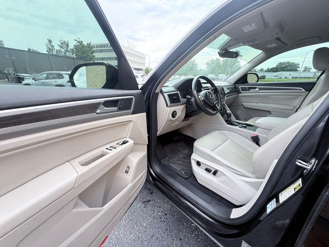 Volkswagen Atlas V6 SE w/Technology AWD 2019