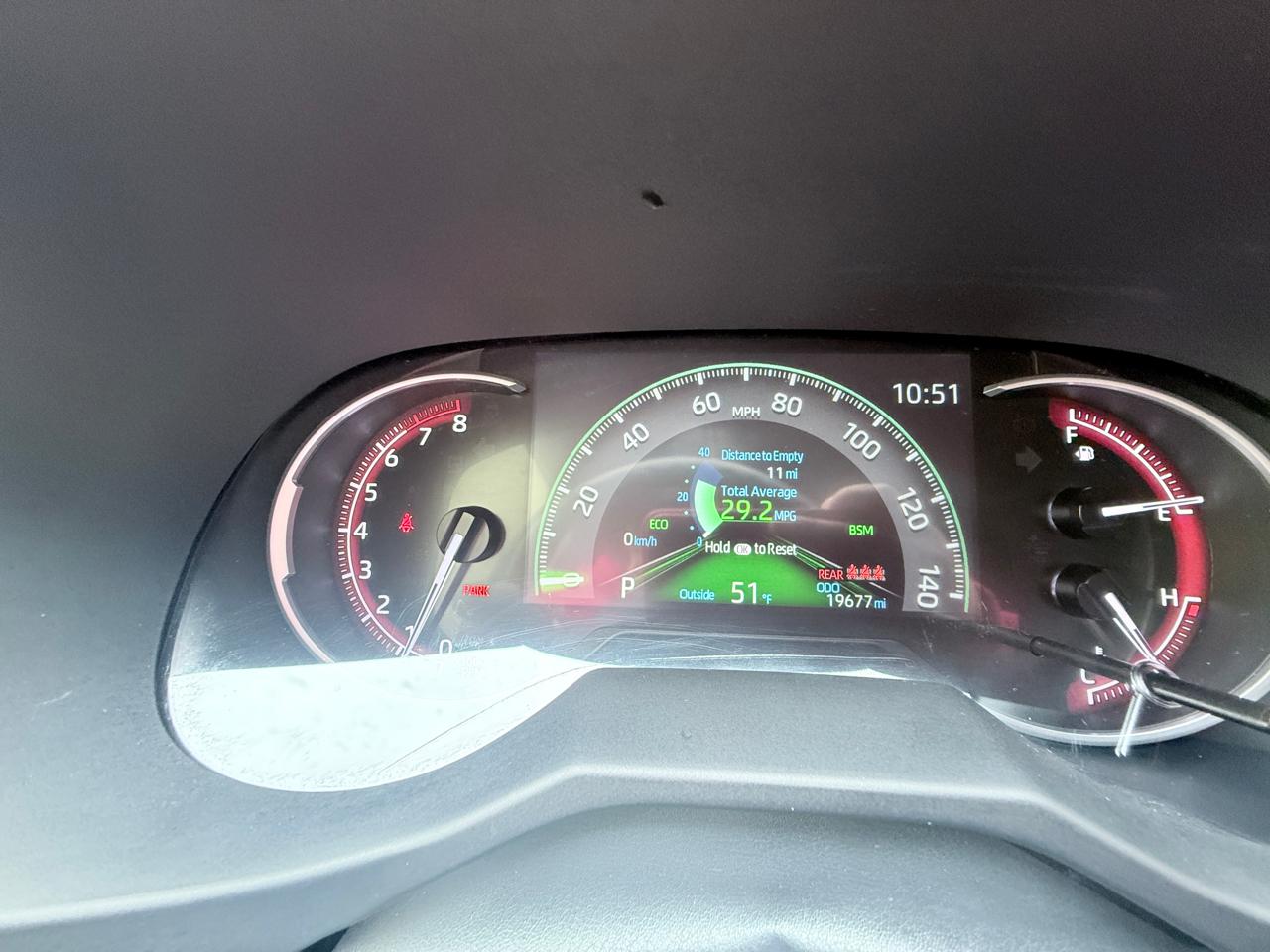 Toyota RAV4 XLE 2025