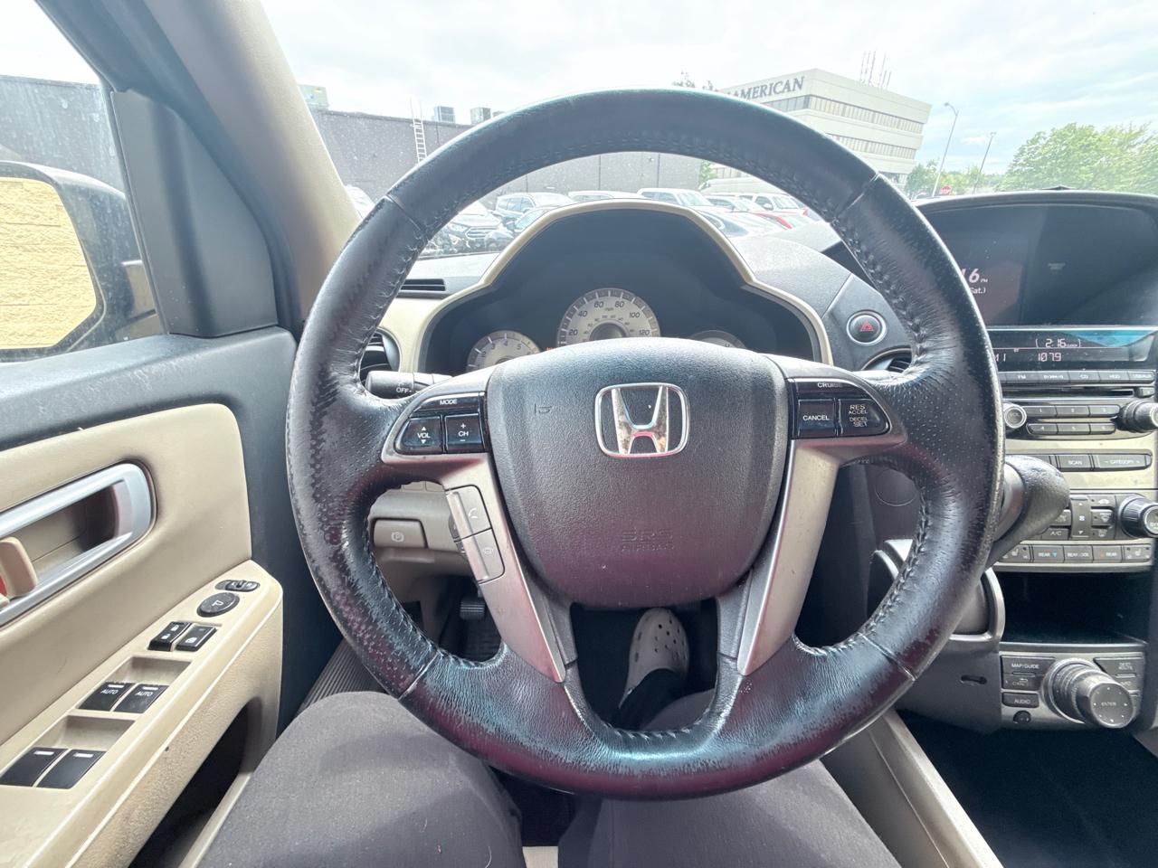 Honda Pilot EX-L 2WD 5-Spd AT with Navigation 2012