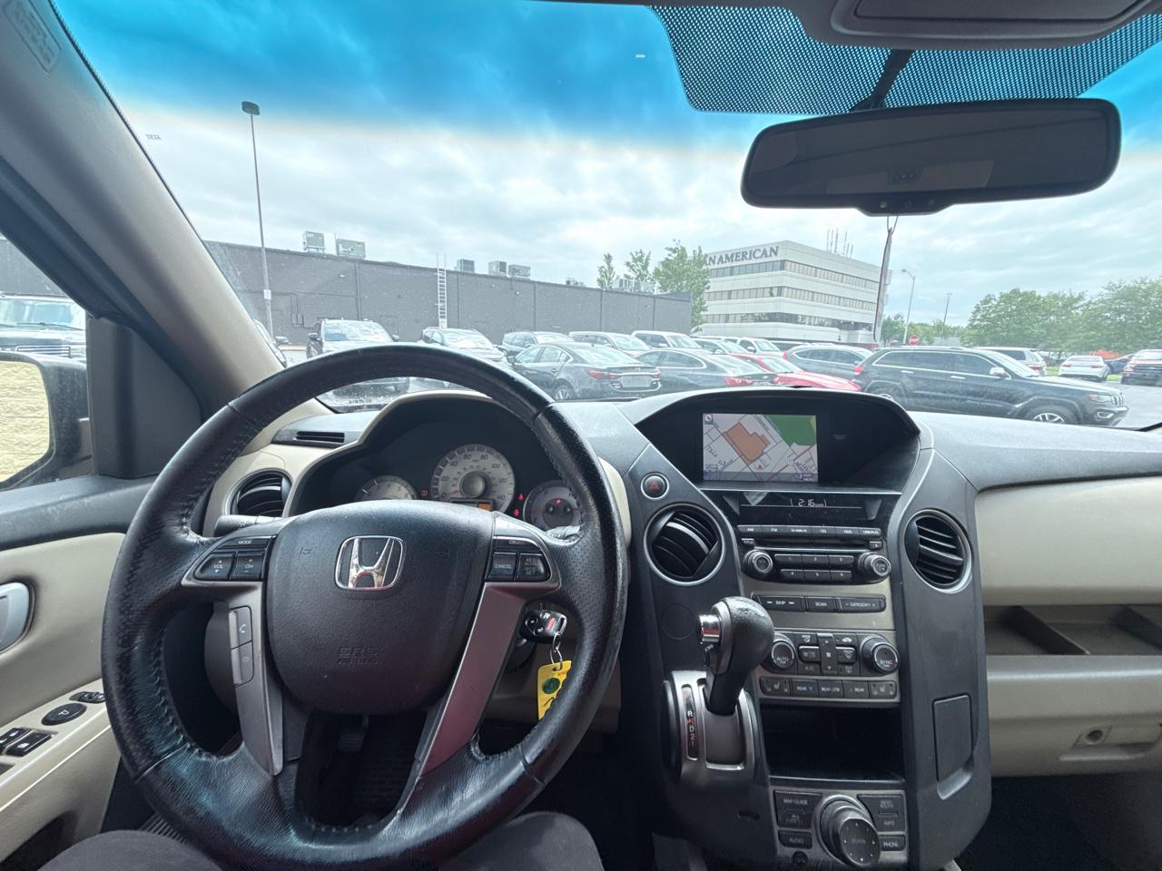 Honda Pilot EX-L 2WD 5-Spd AT with Navigation 2012
