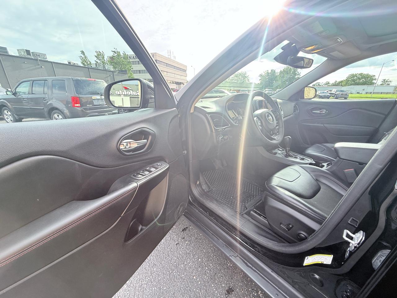 Jeep Cherokee Trailhawk 4WD 2022