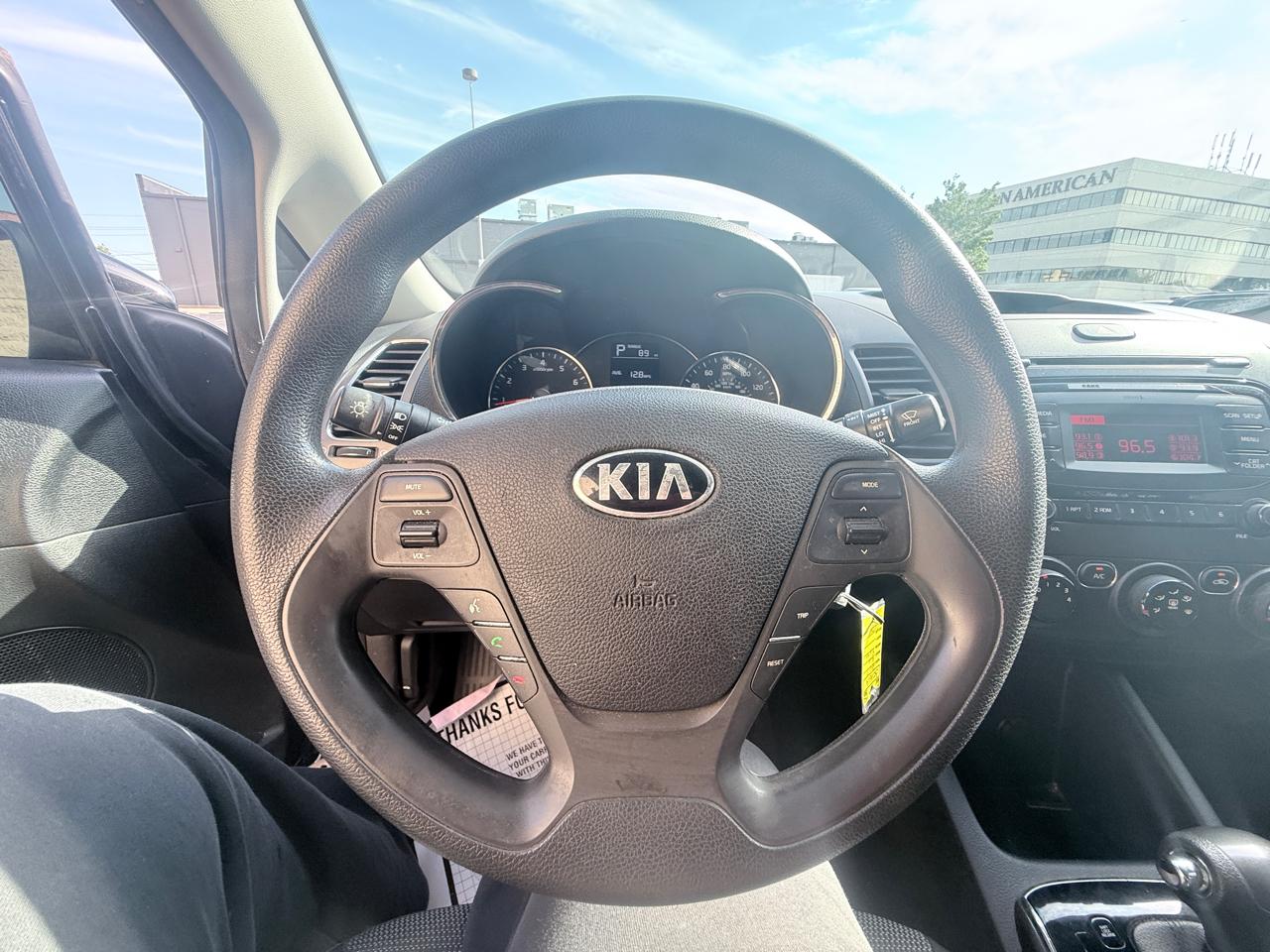 Kia Forte LX 6A 2017