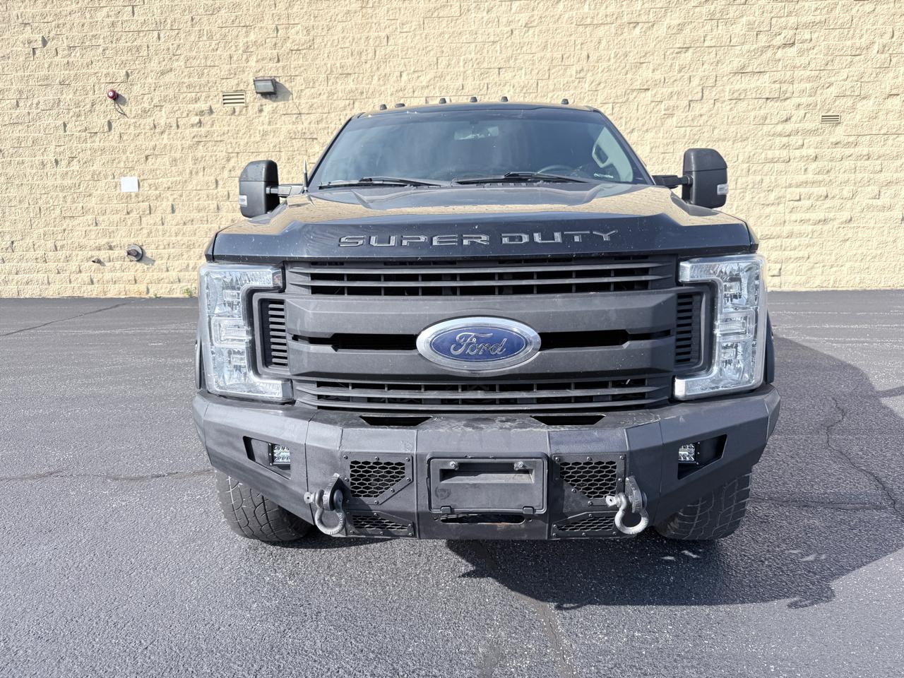 Ford F-350 SD King Ranch Crew Cab 4WD 2018