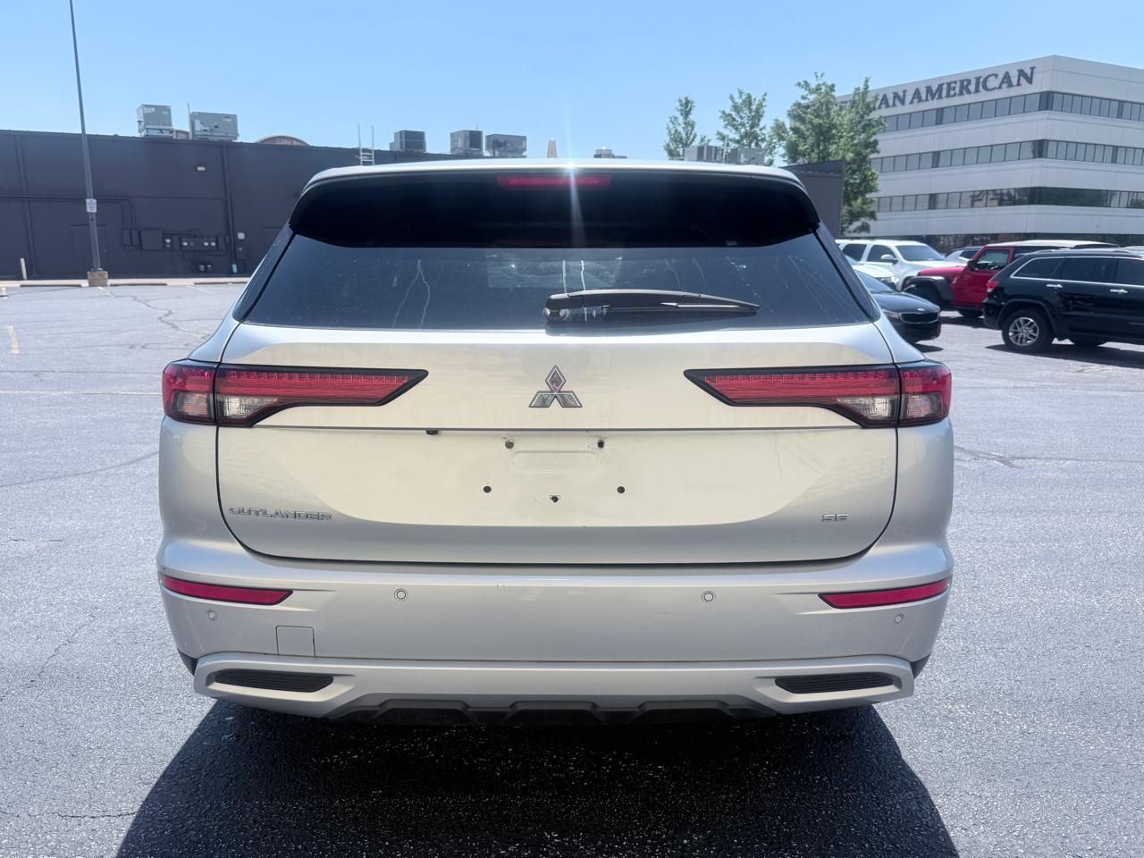 Mitsubishi Outlander SE 4WD 2023