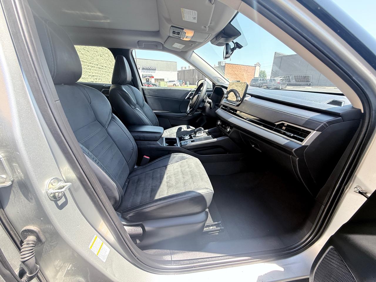 Mitsubishi Outlander SE 4WD 2023