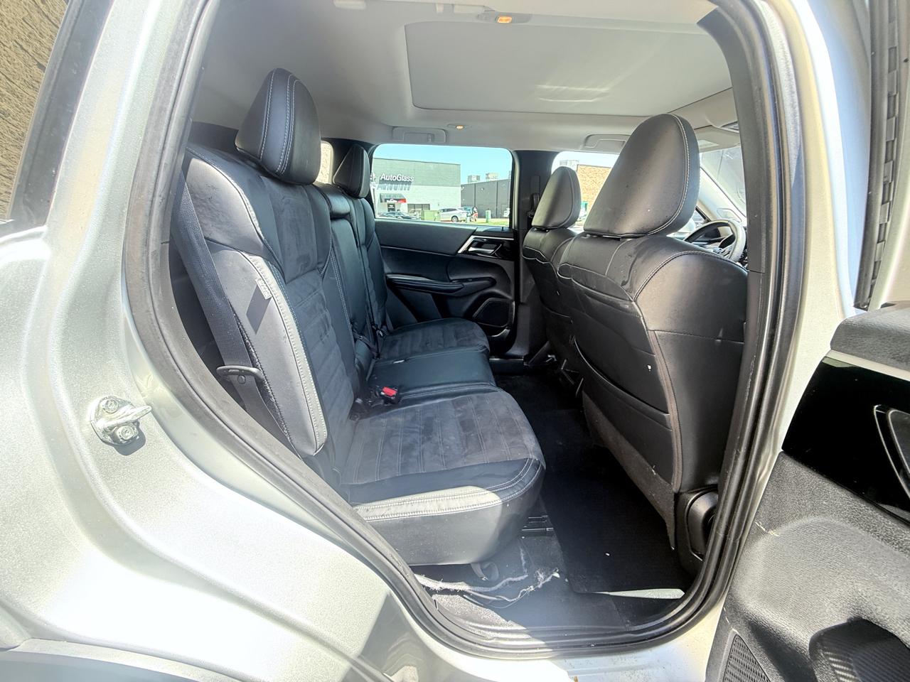 Mitsubishi Outlander SE 4WD 2023