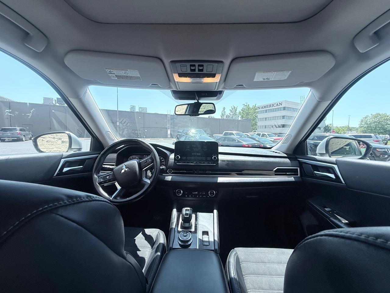 Mitsubishi Outlander SE 4WD 2023