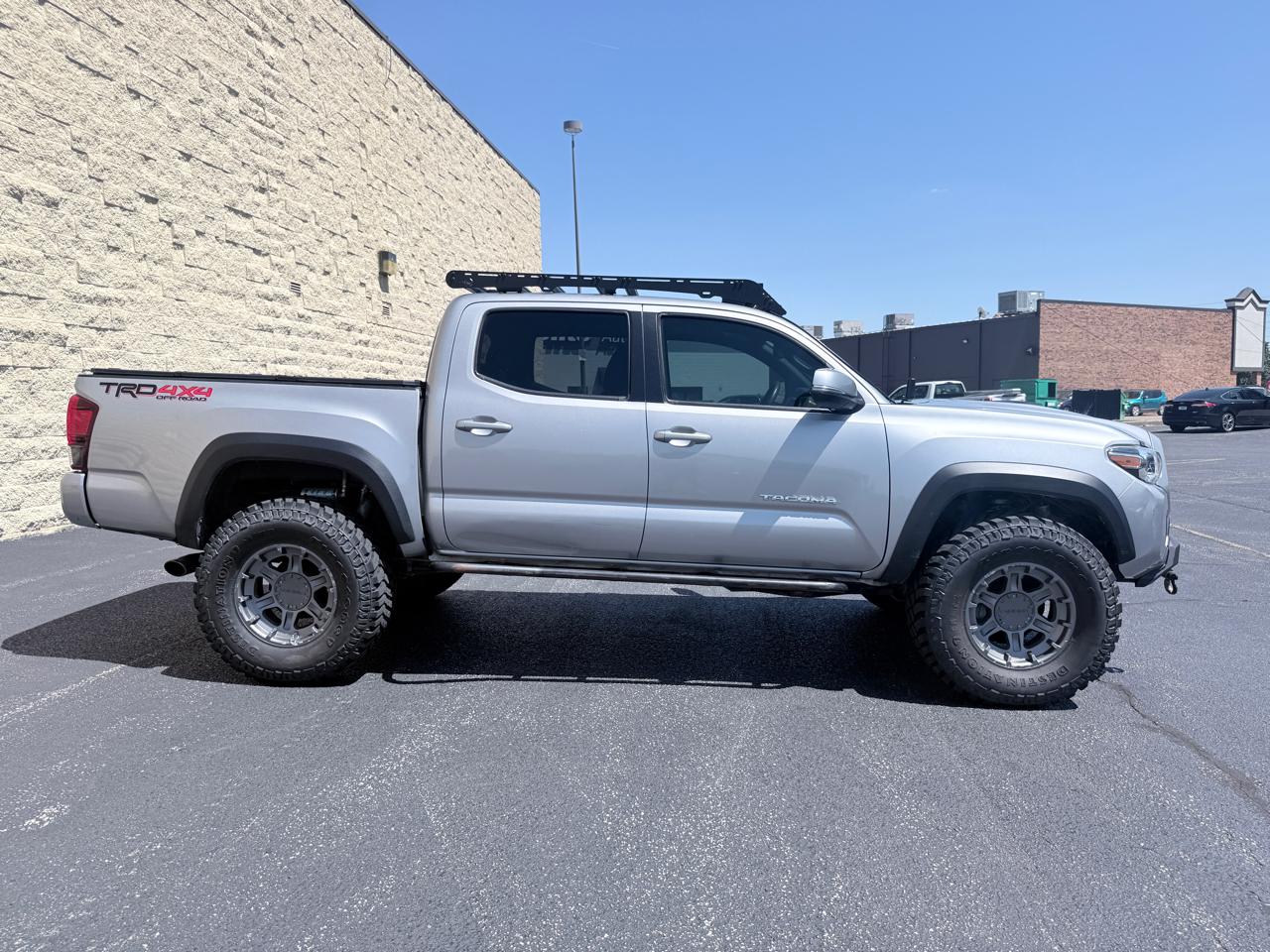 Toyota Tacoma SR5 Double Cab Long Bed V6 6AT 4WD 2018