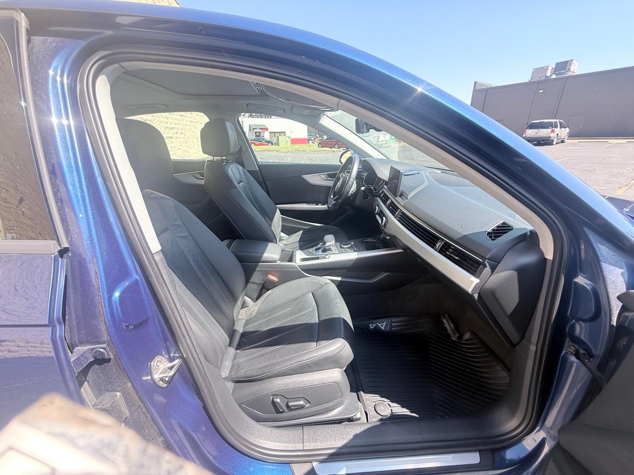 Audi A4 2.0T Premium Sedan 2017