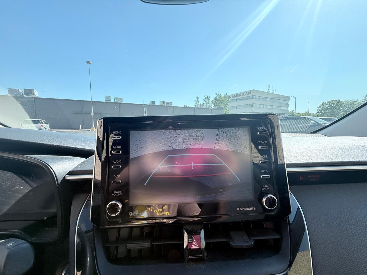 Toyota Corolla LE Hybrid 2021