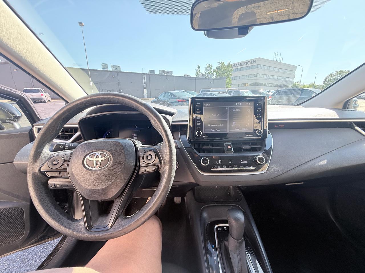 Toyota Corolla LE Hybrid 2021