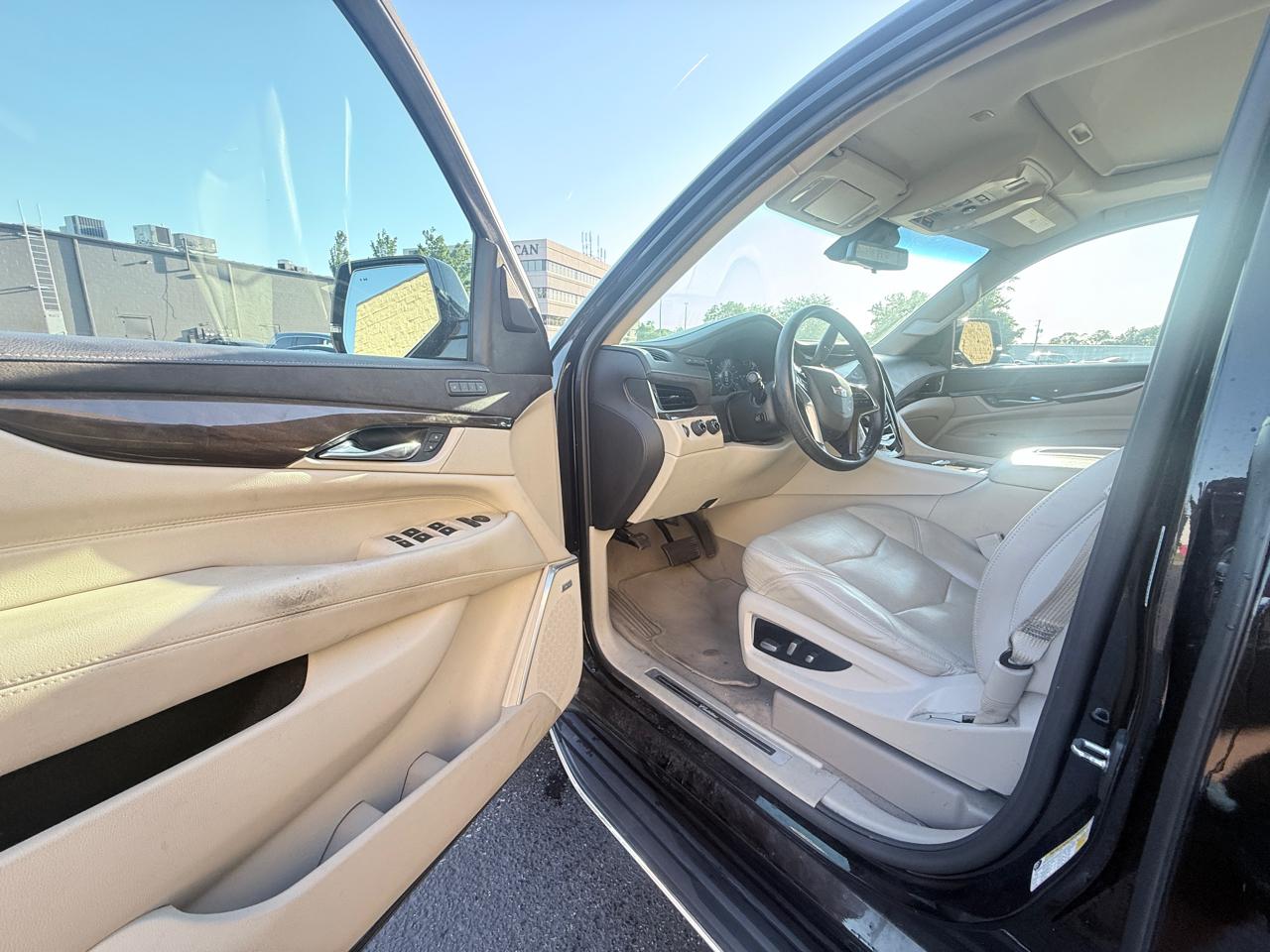 Cadillac Escalade Luxury 4WD 2020