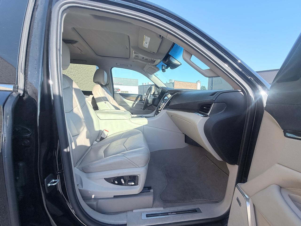 Cadillac Escalade Luxury 4WD 2020