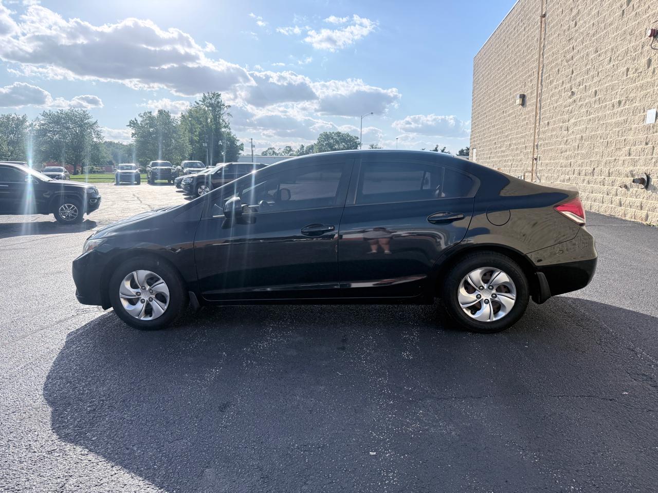 Honda Civic LX Sedan 5-Speed AT 2013