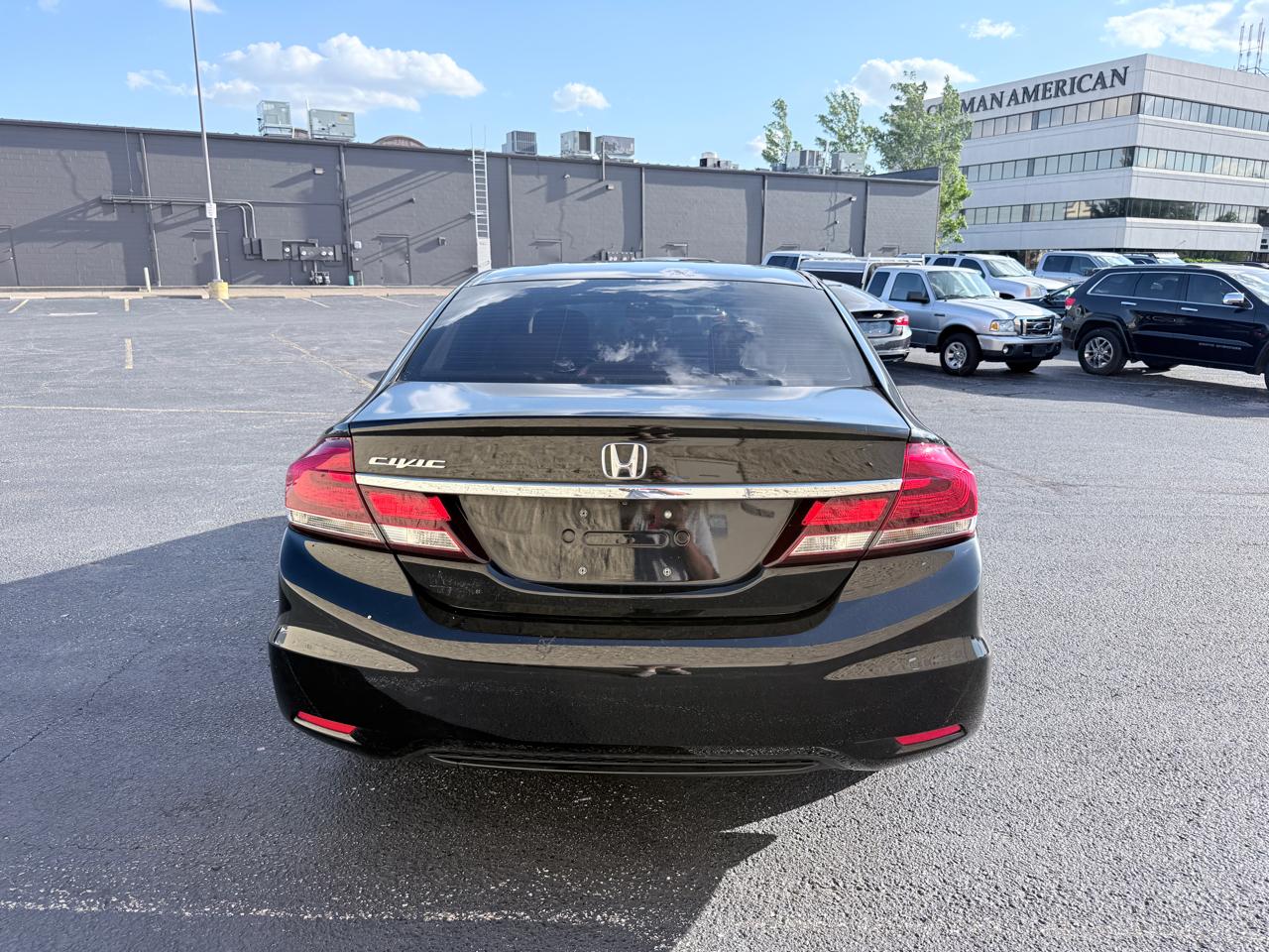 Honda Civic LX Sedan 5-Speed AT 2013