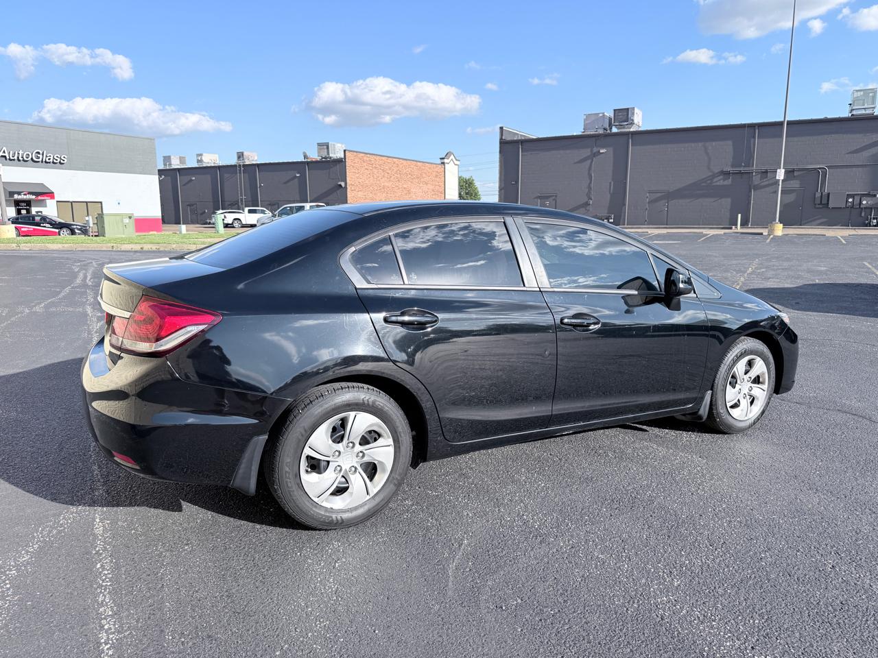 Honda Civic LX Sedan 5-Speed AT 2013