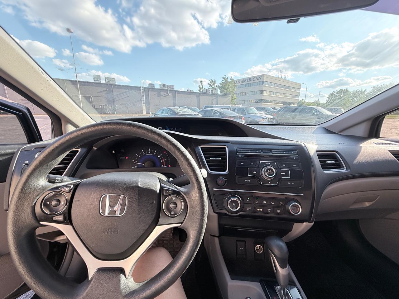 Honda Civic LX Sedan 5-Speed AT 2013