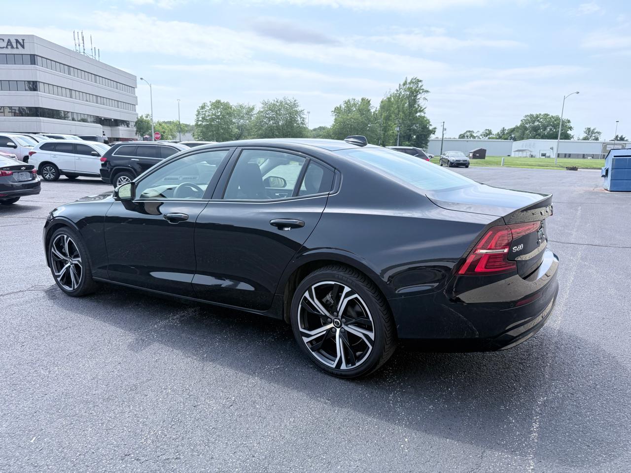 Volvo S60 B5 Core Dark 2024