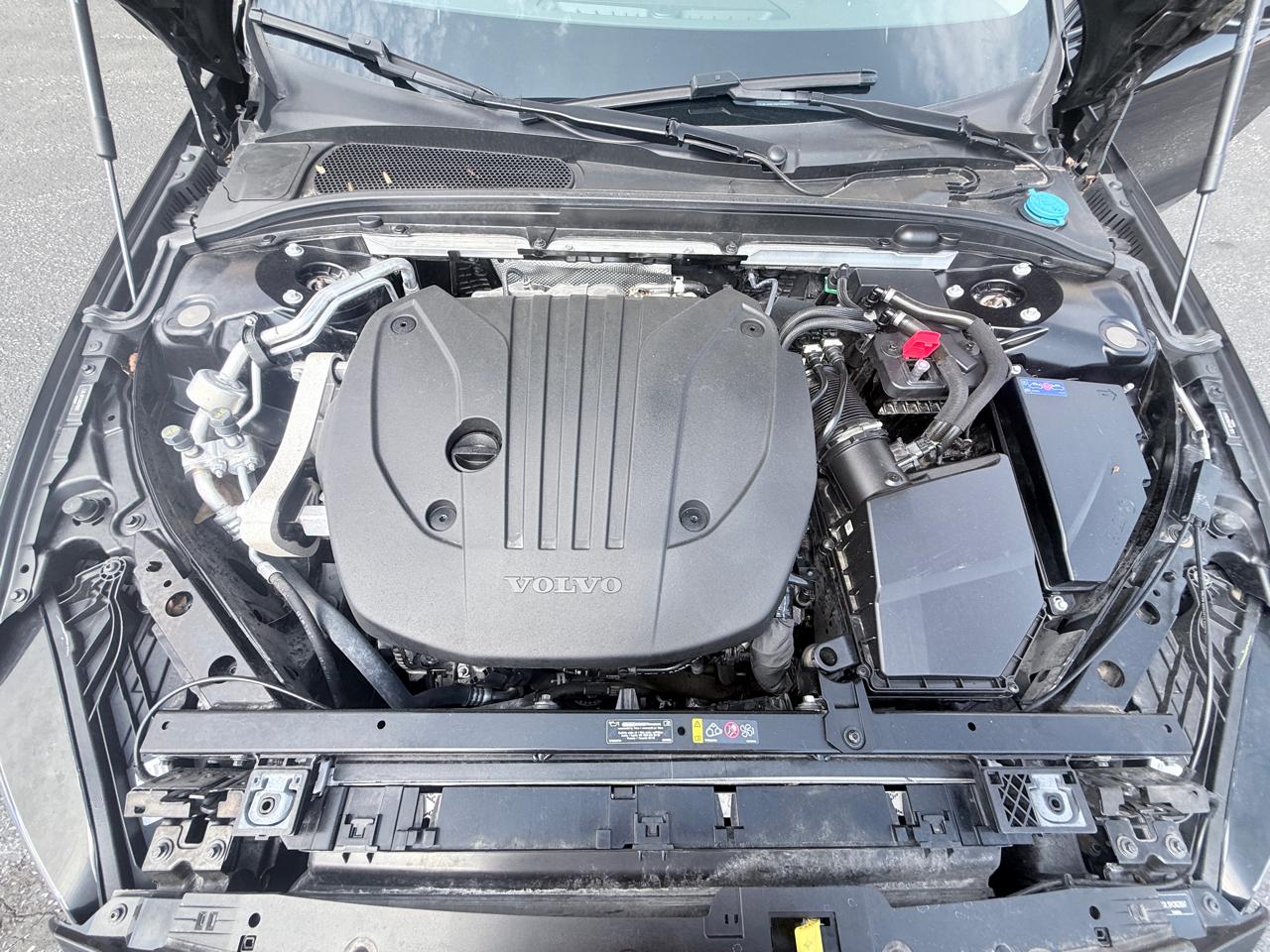 Volvo S60 B5 Core Dark 2024