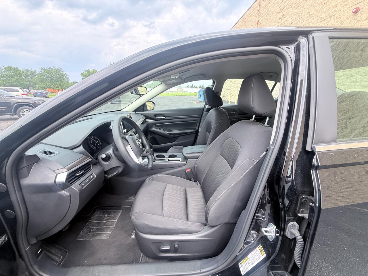Nissan Altima 2.5 SV 2025
