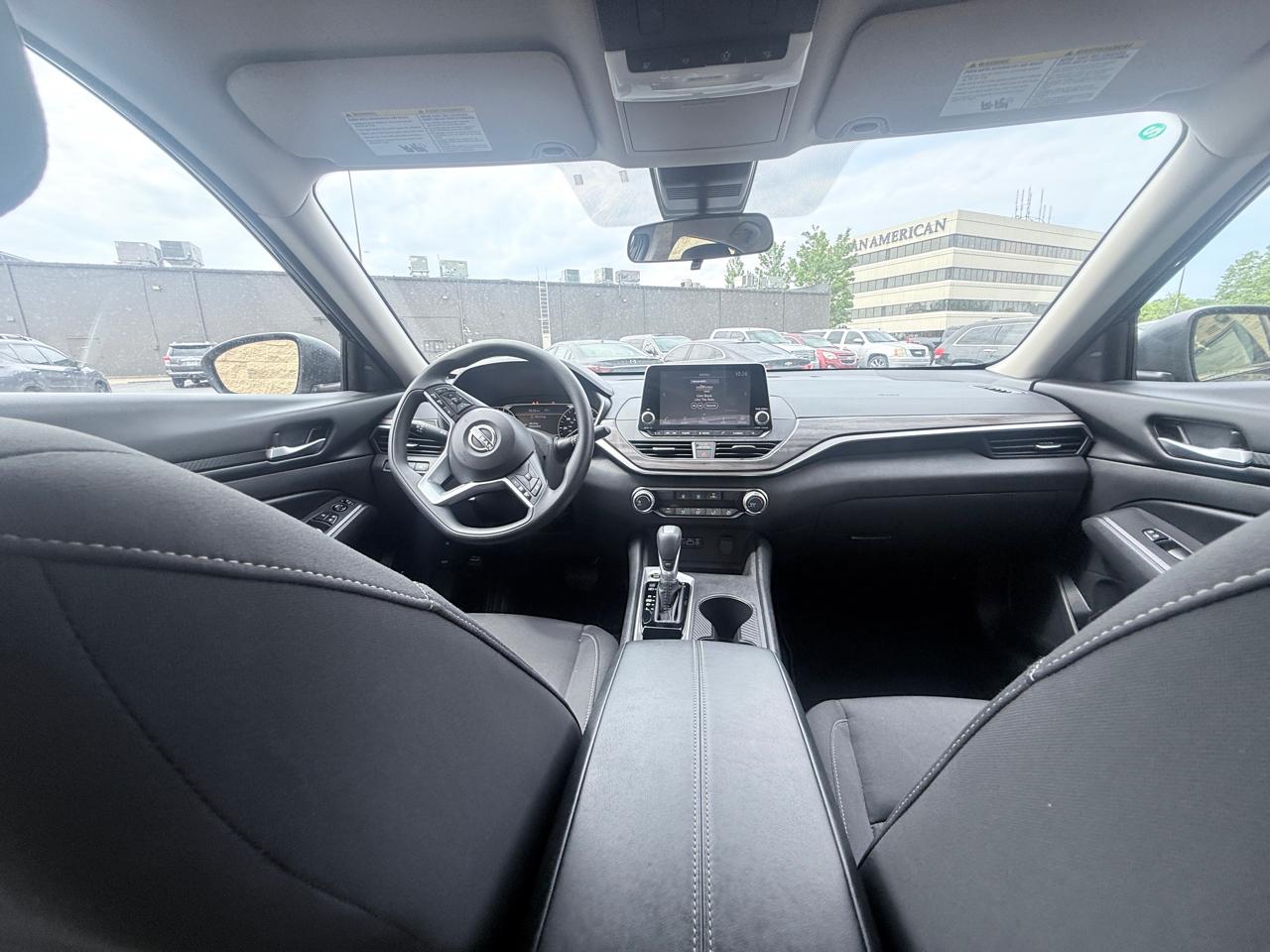 Nissan Altima 2.5 SV 2025