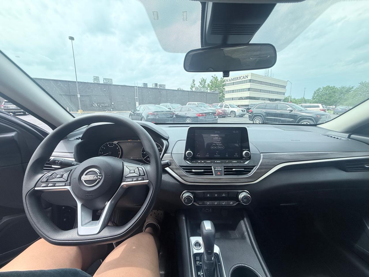 Nissan Altima 2.5 SV 2025