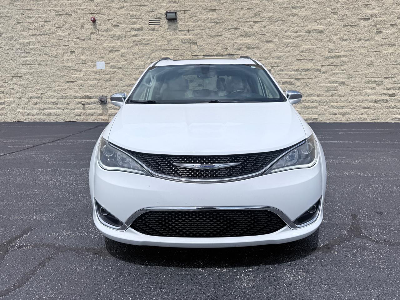 Chrysler Pacifica Limited 2020