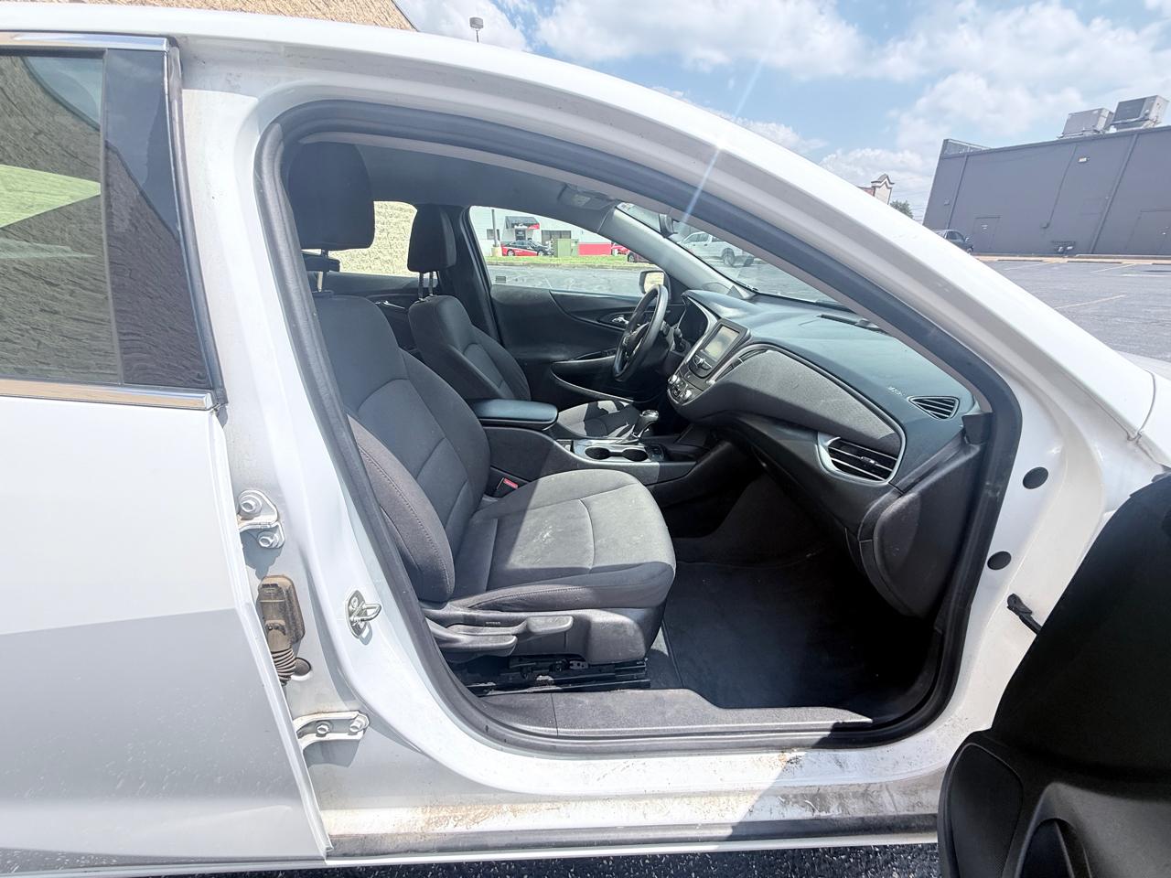Chevrolet Malibu LS 2018