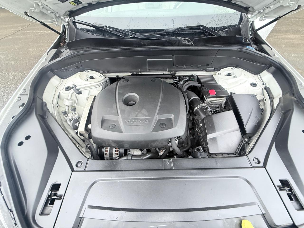 Volvo XC90 T5 Momentum 2020