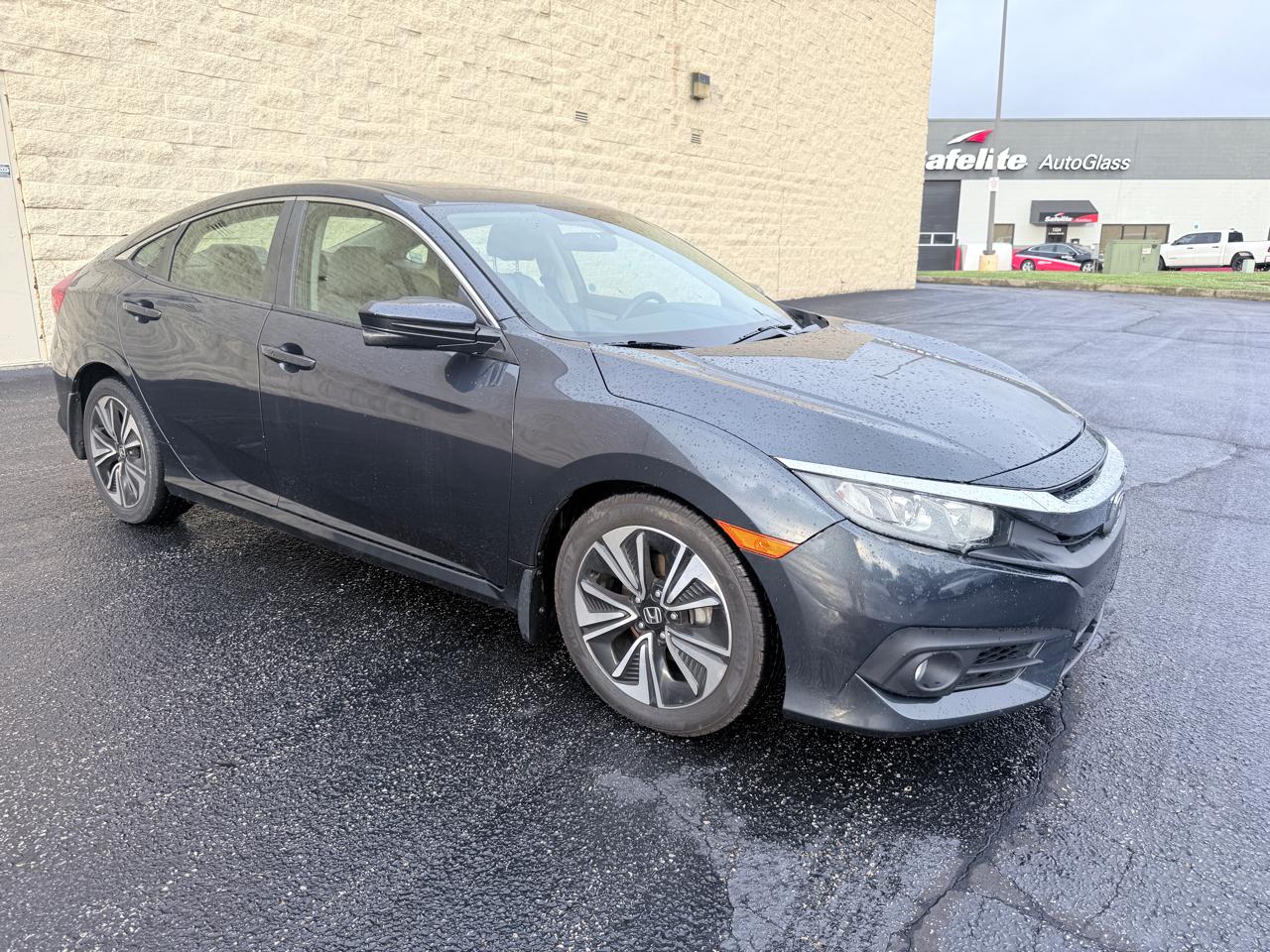 Honda Civic EX-T Sedan CVT 2018