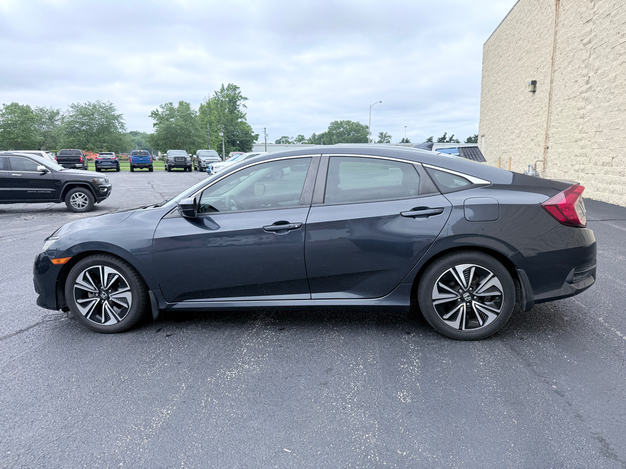 Honda Civic EX-T Sedan CVT 2016