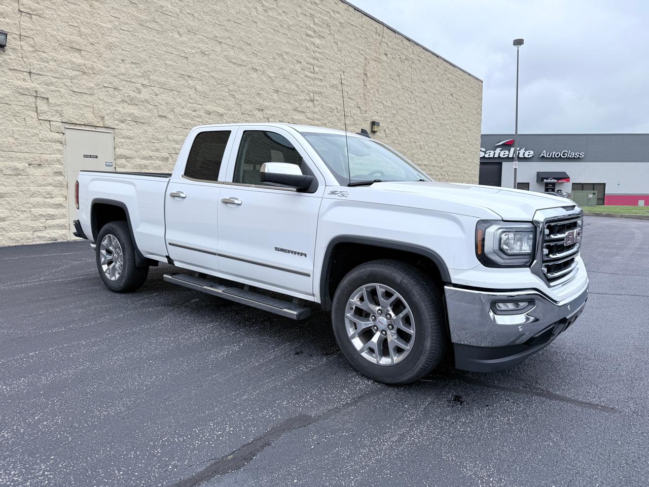 GMC Sierra 1500 SLT Double Cab 4WD 2018