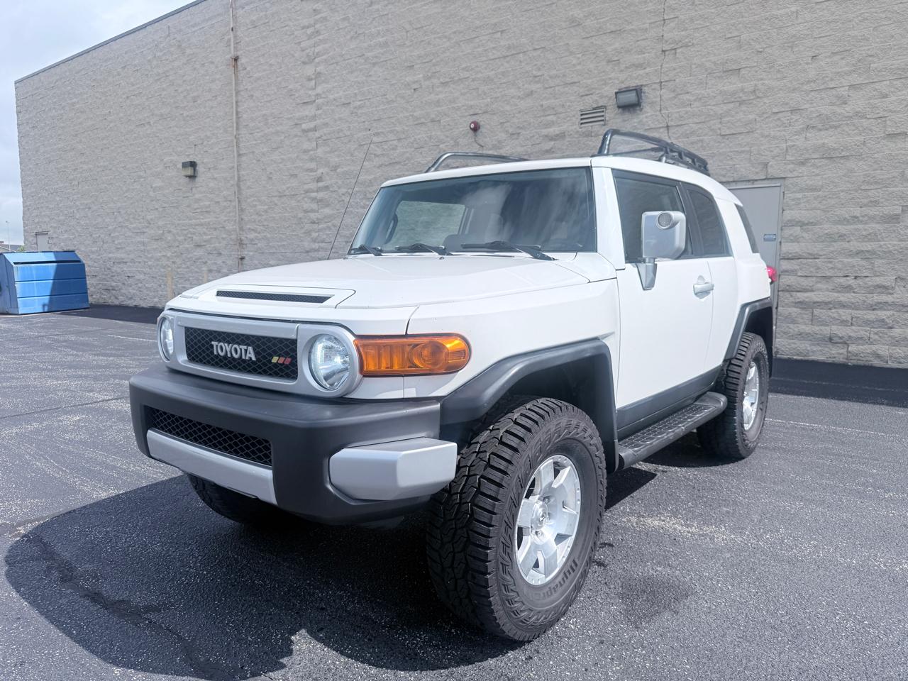 Toyota FJ Cruiser 4WD AT 2010