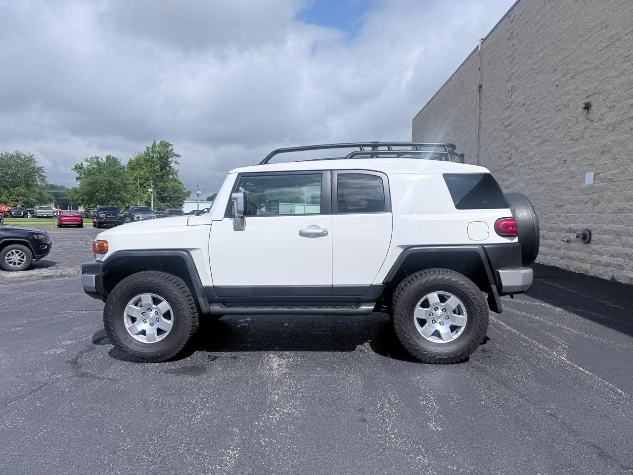 Toyota FJ Cruiser 4WD AT 2010