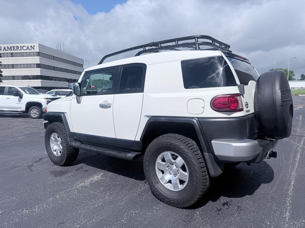 Toyota FJ Cruiser 4WD AT 2010