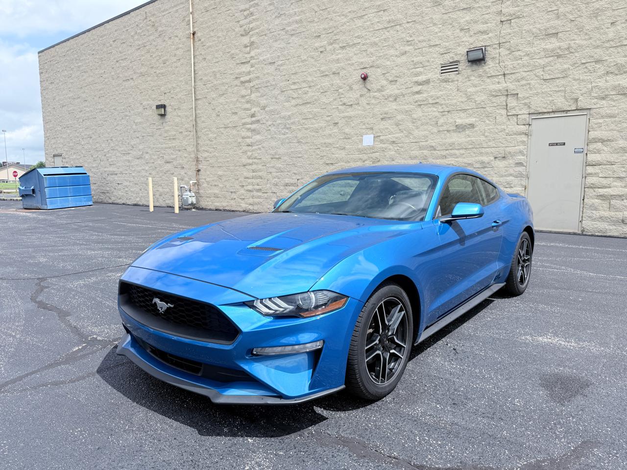 Ford Mustang EcoBoost Coupe 2020