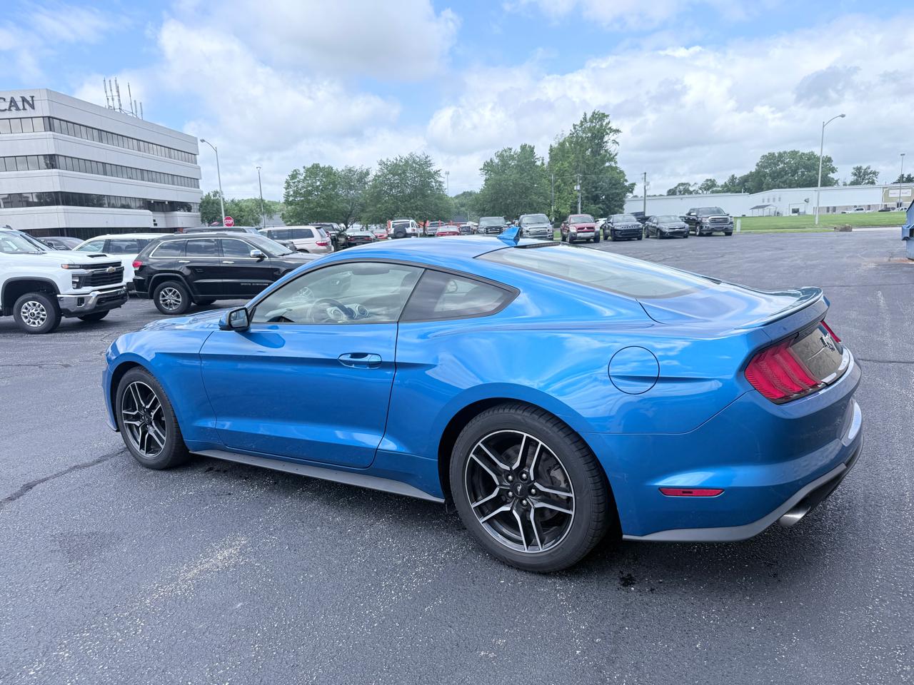 Ford Mustang EcoBoost Coupe 2020