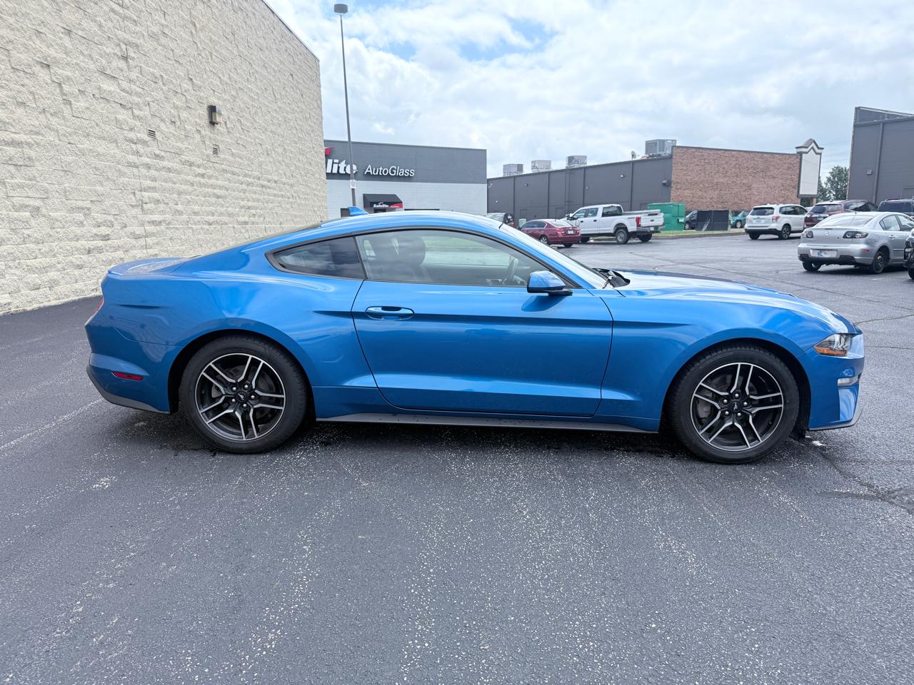 Ford Mustang EcoBoost Coupe 2020