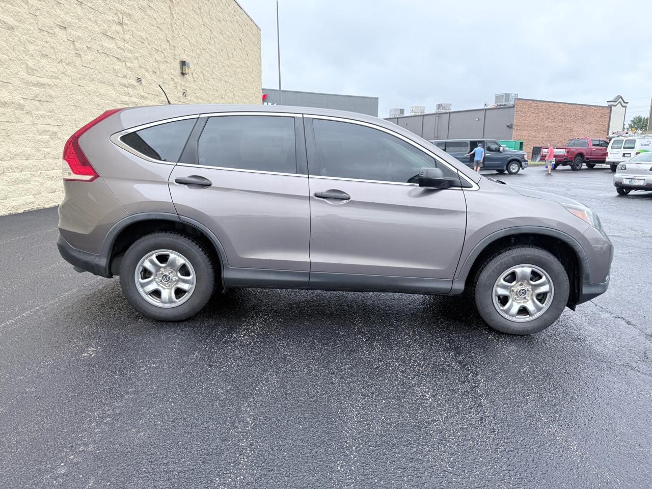 Honda CR-V LX 4WD 5-Speed AT 2013