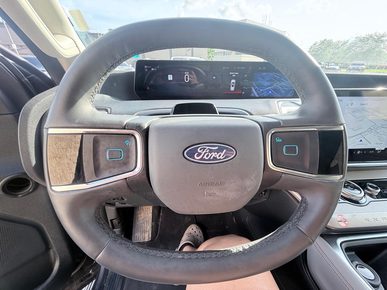 Ford Expedition MAX XLT 4WD 2025