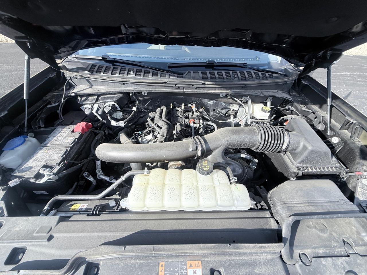 Ford Expedition MAX XLT 4WD 2025