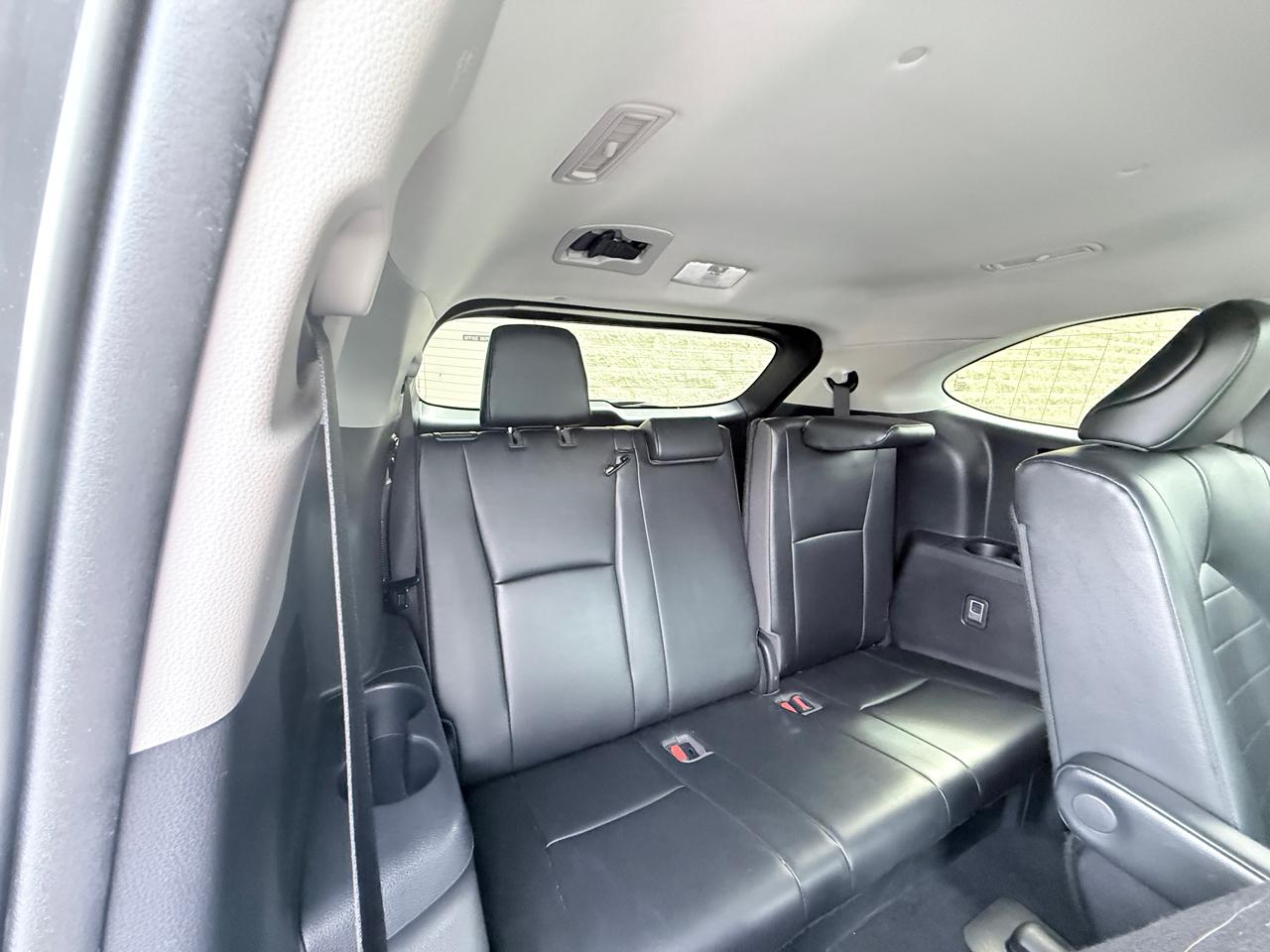 Toyota Highlander XLE FWD V6 2021