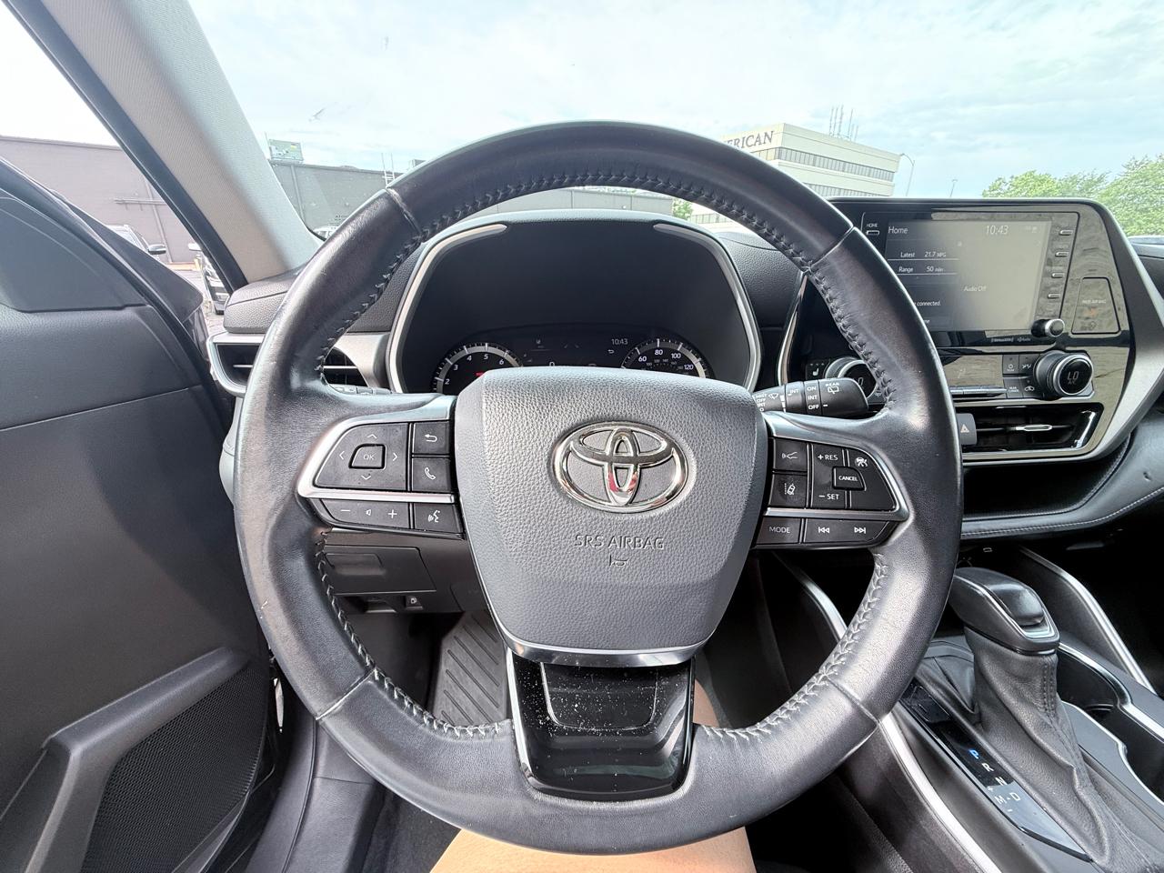 Toyota Highlander XLE FWD V6 2021