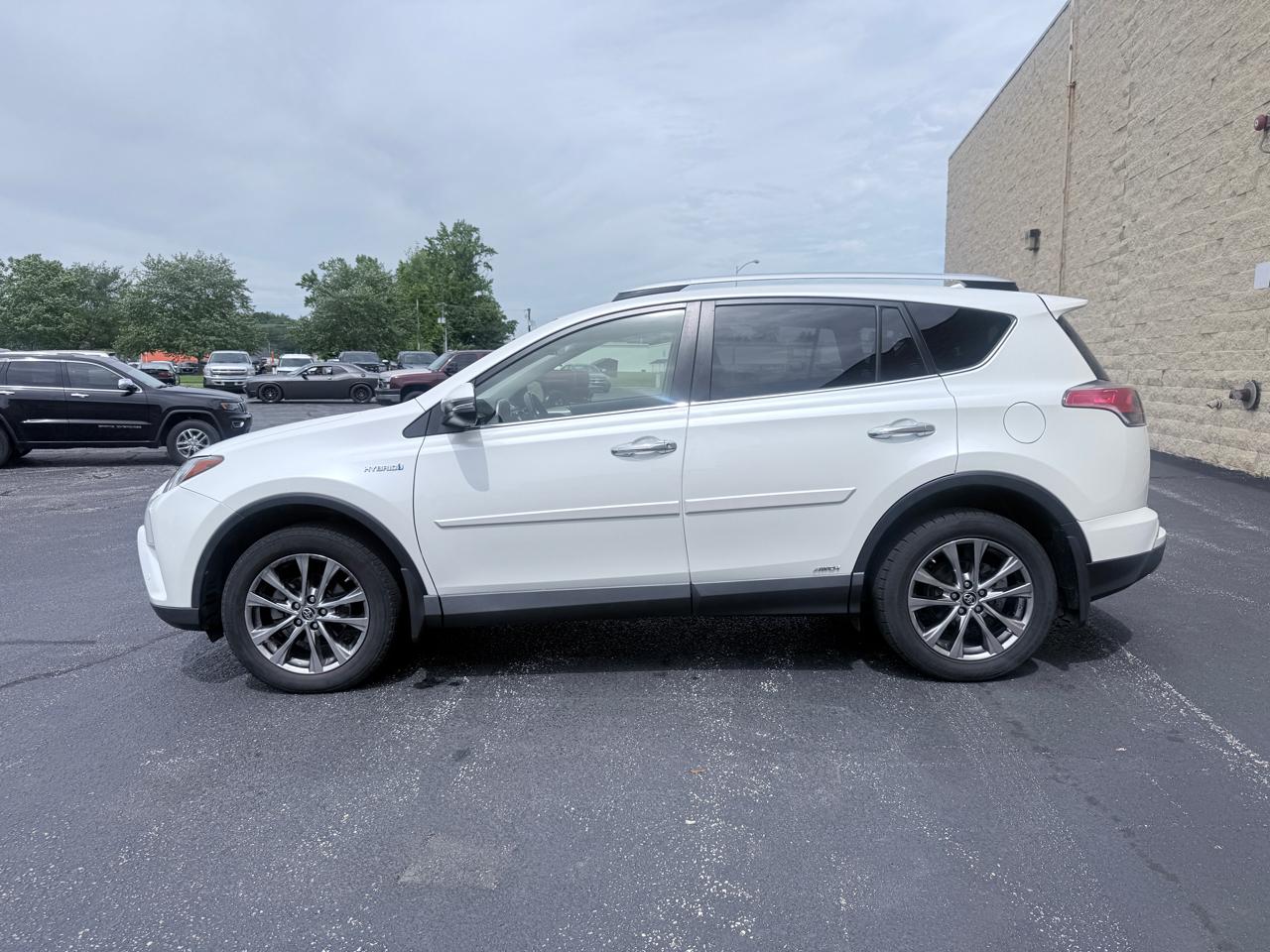 Toyota RAV4 Hybrid Limited 2016